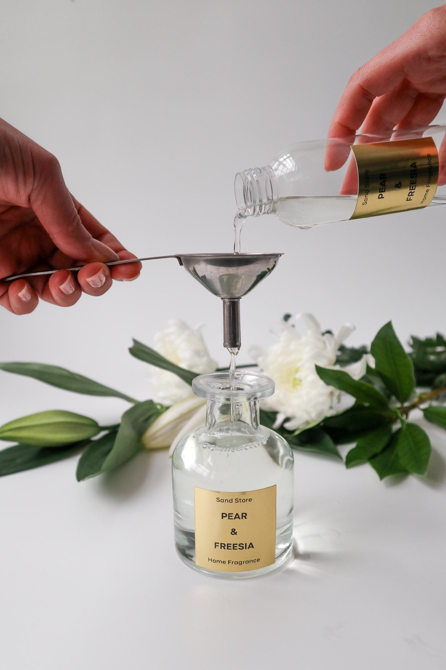 Pear & Freesia Flower Reed Diffuser