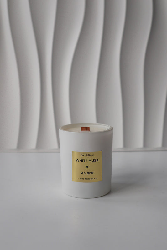 White Musk & Amber Candle